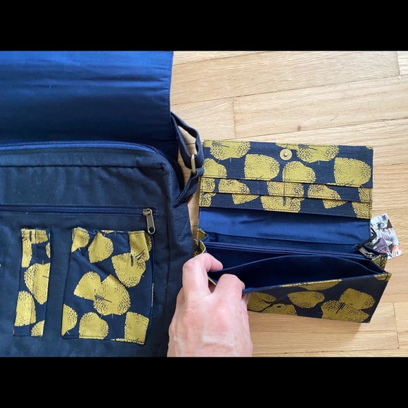 Fair Trade/eco Malia Designs Messgr Bag & wallet - Picture 2 of 6